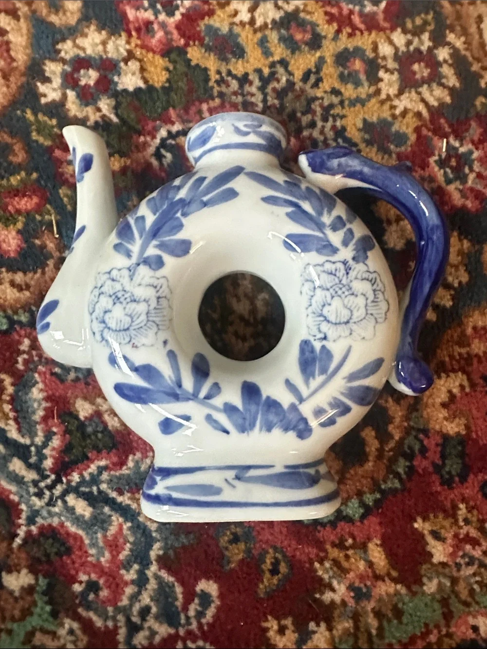 Set of 2 Vintage Chinese Porcelain Teapots.